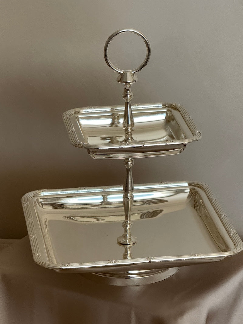 Château Two-Tier Square Silver-Plated Stand