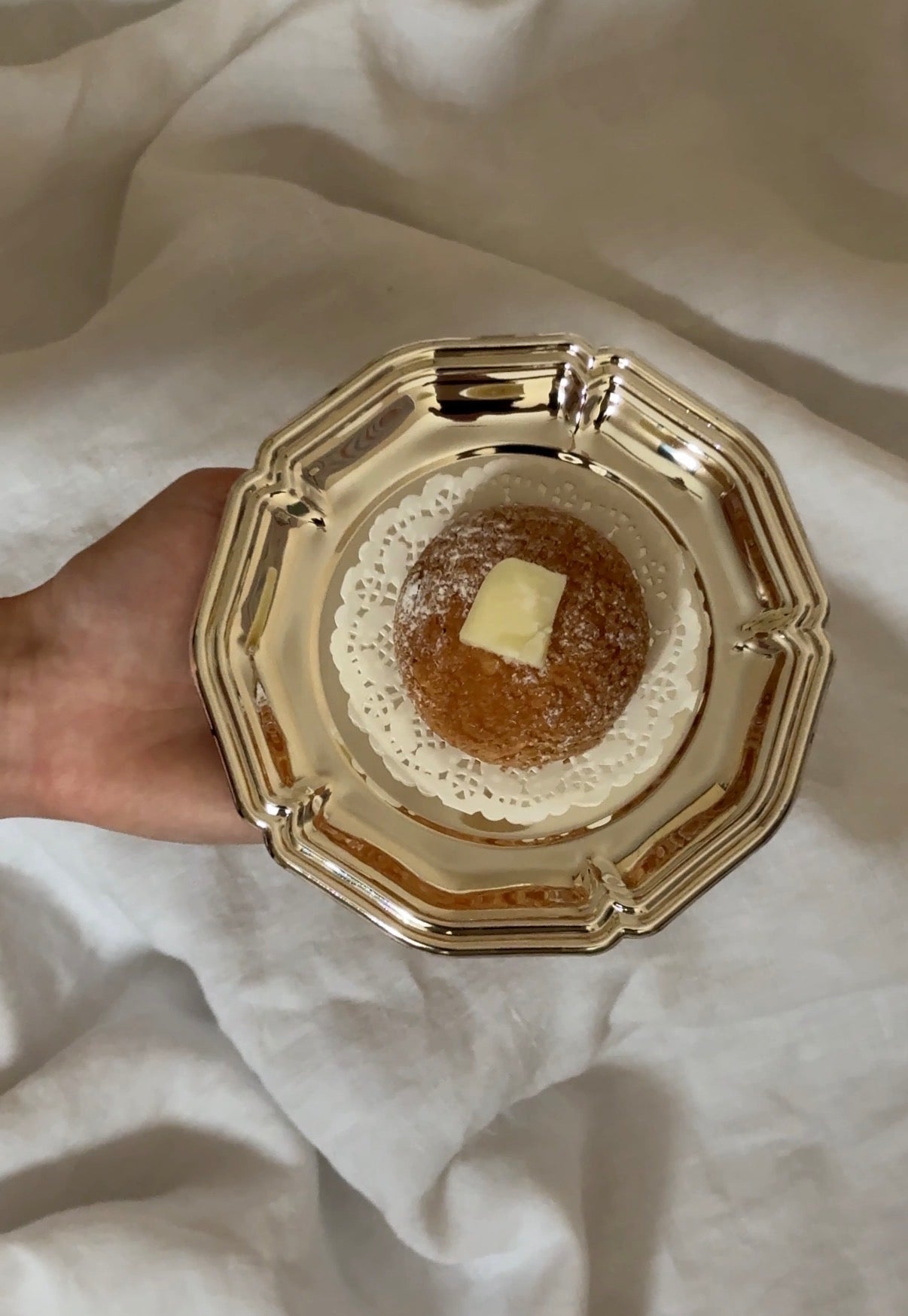 Alès Silver-Plated Serving Dish with Delicate Embellishment