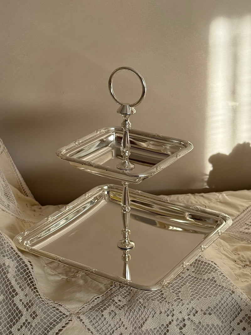 Château Two-Tier Square Silver-Plated Stand